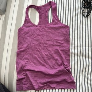 Lululemon Ebb go Street Tank